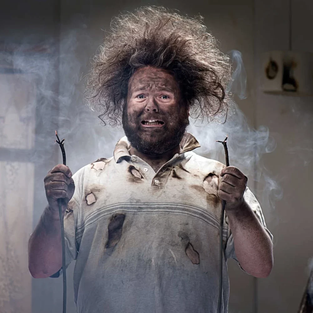 SQUARE_Electrician_Comox_Electrical_Near_Valley_Cumberland_Courtenay_Harcon_Electric_Controls_38